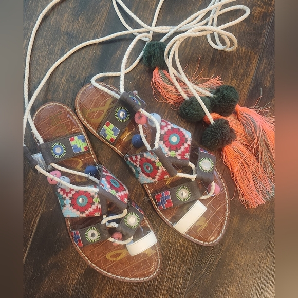 Sam Edelman Gretchen Gladiators 6.5 anthropologie embroidered tassel sandals - Picture 4 of 9